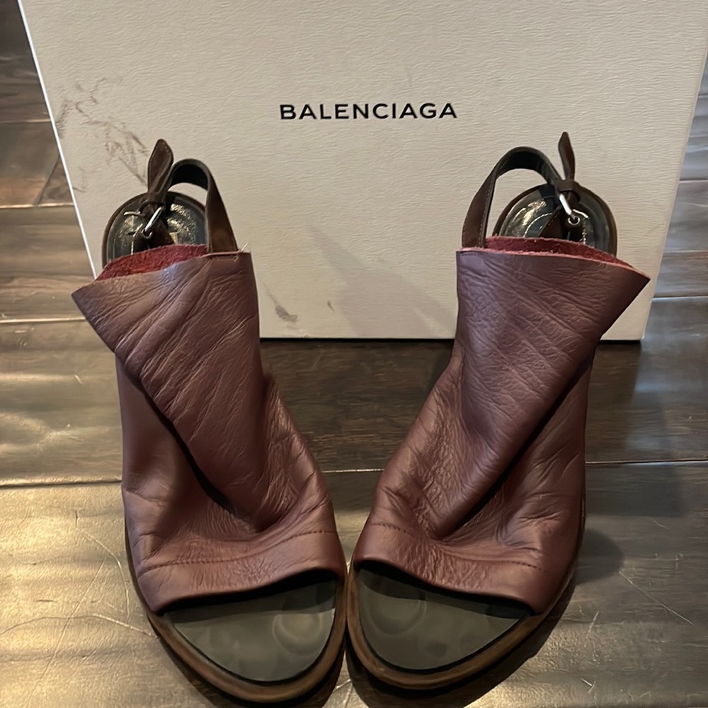 Balenciaga rouge aubergine/fond sandals